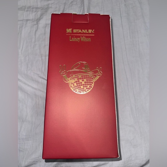 COPY - SOLD OUT-limited edition Lainey Wilson x Stanley Country Gold - Picture 4 of 6